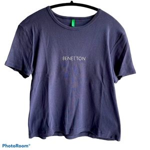 United Colors of Benetton navy blue T-shirt